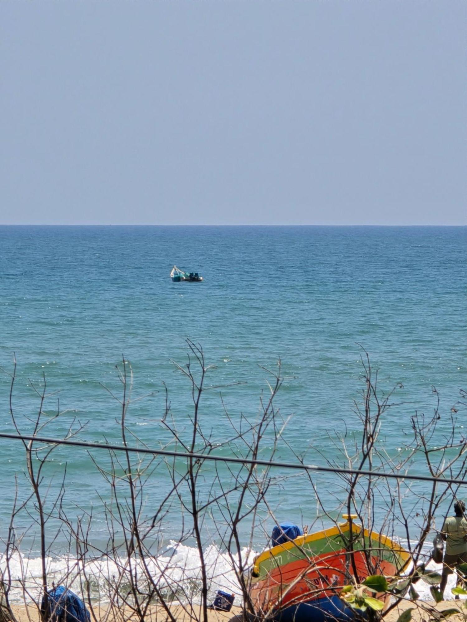 De Lumaa Beachside Stay Pondicherry Exterior photo